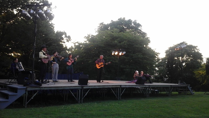 Moscow Gypsy Army, Untermyer Park, Yonkers, New York, Vasiliy Yankovich, Alexey Kurilov, Mikhail Smirnov, Gennady Gutkin, Adrien Chevalier, Olga Chpitalnaia, Sergij Tsyganok