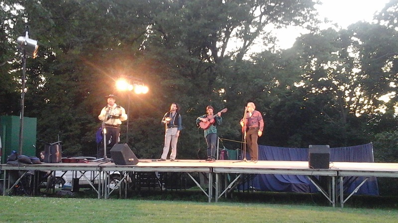 Moscow Gypsy Army, Untermyer Park, Yonkers, New York, Vasiliy Yankovich, Alexey Kurilov, Mikhail Smirnov, Gennady Gutkin, Adrien Chevalier, Olga Chpitalnaia, Sergij Tsyganok