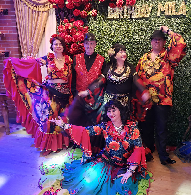 Brooklyn Gypsy Show,    ,  ,  ,  ,  ,   , , 5-  2022- , 03-05-2022, Saturday, March 5, 2022, Gypsy Band and Dancers NYC, Elina Karokhina (balalaika), Irina Fogelson, Mikhail Smirnov (guitar, garmoshka, vocals), Russian Gypsy dancer, Baku Palace Brooklyn, New York, 2001 Emmons Avenue Brooklyn NY 11235