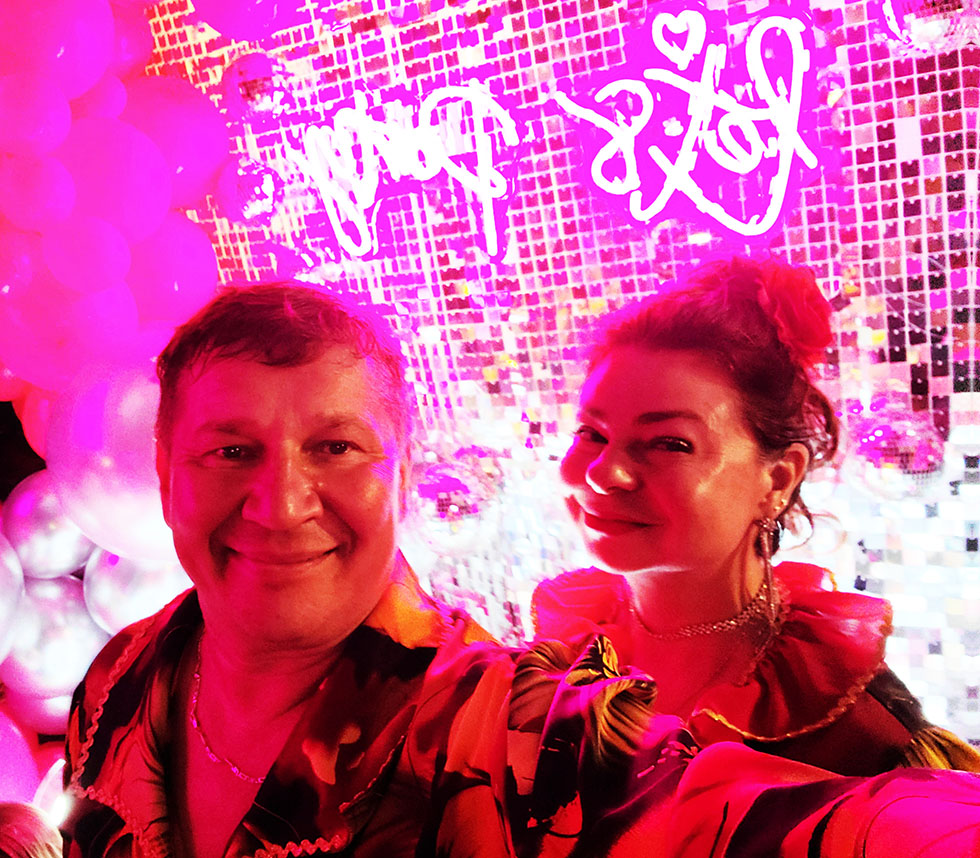   ,   -,     " ", NYC Gypsy Duo singers musicians New York, Village Cafe Brooklyn NY